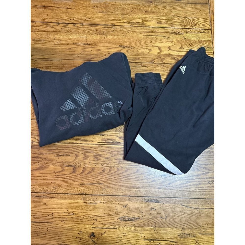 Adidas Mens medium M tracksuit hoodie pants